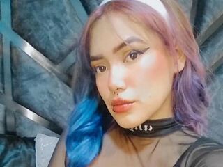 campicture MaddieLannister