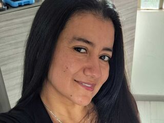 naked cam girl picture MariaThomp