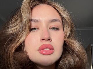 naked webcam girl picture MarielleDefalco