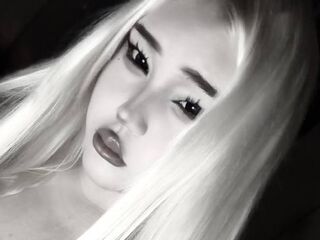 camgirl masturbating with sex toy MariettaCharles
