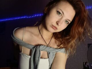 erotic webcam picture MaudieTuttle