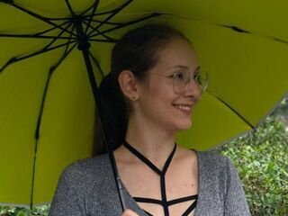 cam girl masturbating with dildo MayDavidge