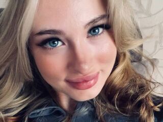naked cam chatroom MeghanHickory