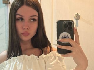 hot striptease webcam MiaRioti