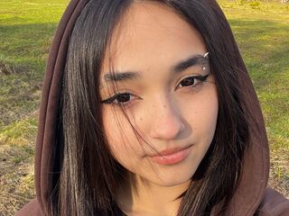 camgirl playing with sextoy MichikoHurtado