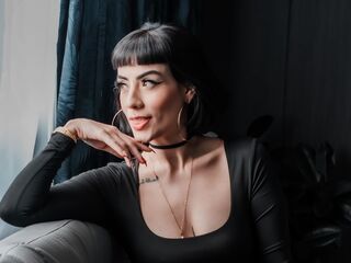 naked camgirl MilaRomannof