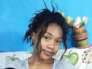 naughty camgirl photo MioraRiva