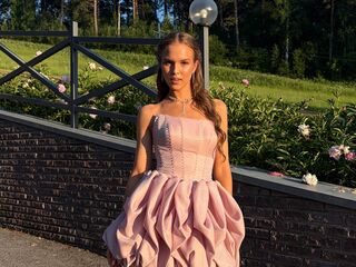 cam hooker MirianaFarris