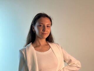 camgirl chat room MonetPregler