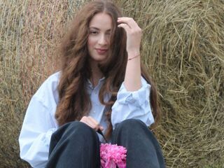 nude webcamgirl photo MoonSany