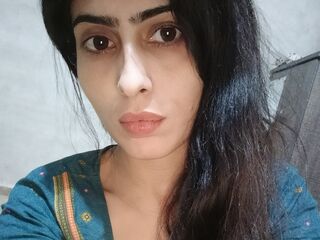 sexy cam girl MuskiKhan