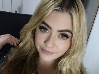 cam girl showing tits NatalieBrooks
