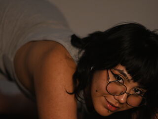 nude cam girl pic NoemieBlanche