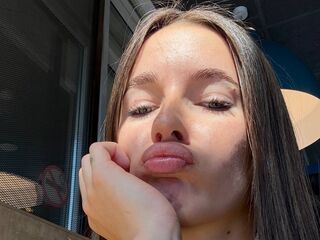 nude camgirl pic OdetteWingler