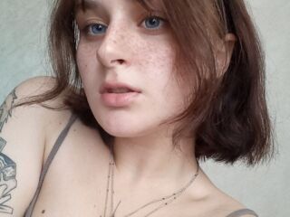 girl shaving pussy PamelaLaney