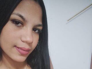 bedroom webcam PaulaEmperatriz