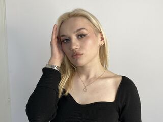 sexy cam girl picture PaulinePedrotti