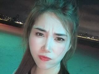 sexy webcamgirl picture Qinbao