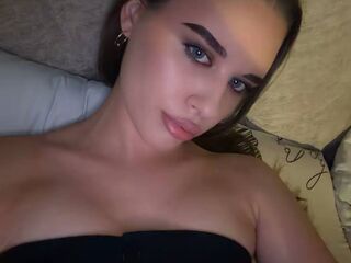 hot girl cam video RhiannonJumper