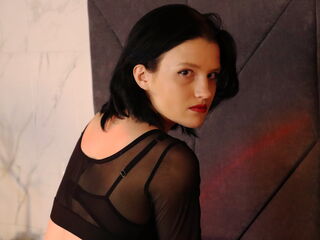 cam girl chat room RowenBenson