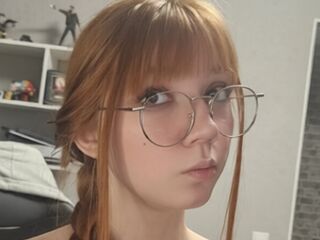 cam girl spreading pussy RozellaBouch