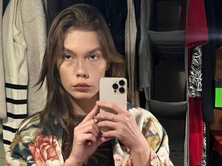 sexy webcamgirl picture RubyRedkis