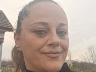 shaved pussy web cam SandyMandy