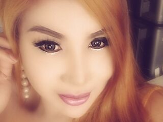 camwhore fingering shaved pussy SavannahAnderson