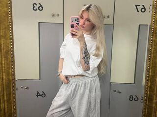 girl chatroom ScarlettAndreula