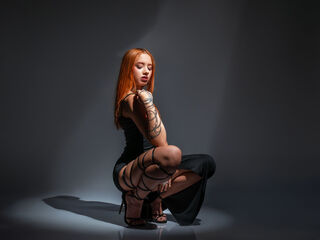 chat room livesex SerenaJaramillo