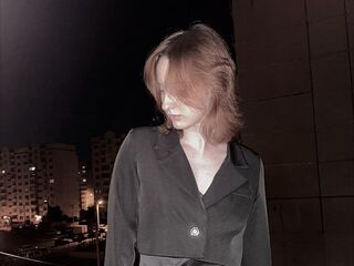 cam girl masturbating with vibrator ShirleenWiens