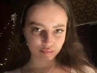 naked webcam girl ShirleyMartin