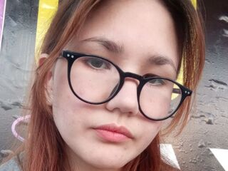 girl topless chat SilvanaTopps