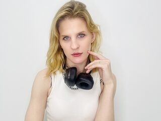 chat room live show SilverAmos