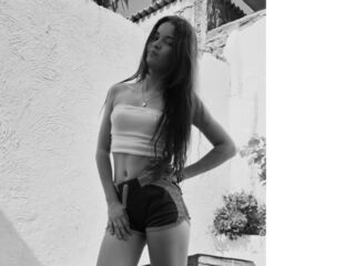 live webcam girl SophyaReyes