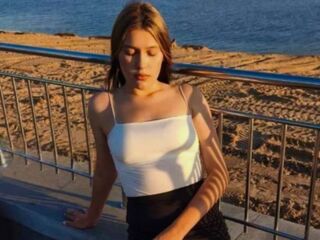 livecam photo SuziBarringer