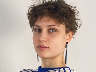 girl nude TheolaTunison