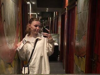 fingering girl cam ToriDanceer