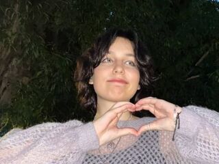 naked webcamgirl picture TulaStaines