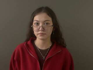 sexy cam girl ValeriRemedies
