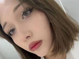 girl fingering pussy VanBobic