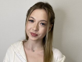 camwhore masturbating ViolaKranze