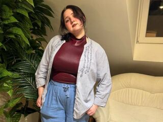 camgirl playing with sex toy WildObsessionn