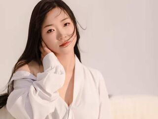 free nude cam XuanJuan
