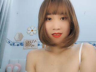 naked camgirl photo YannaWillson