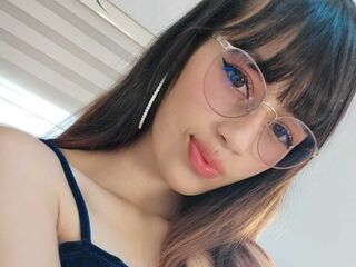 cam whore YiyisMarthin