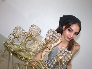 naked webcamgirl YukioDaviss