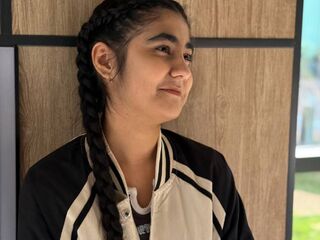 closeup webcam YukoKlapper