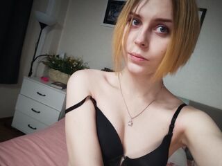 LilyBrooksi